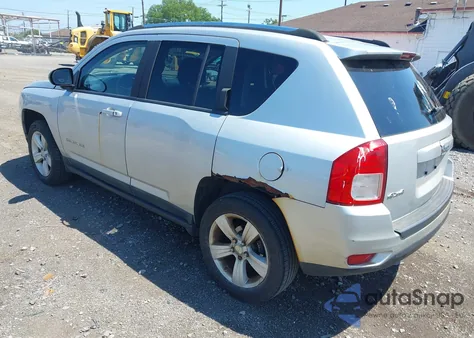2011 Jeep Compass from USA, damaged, VIN 1J4NF1FB2BD218224